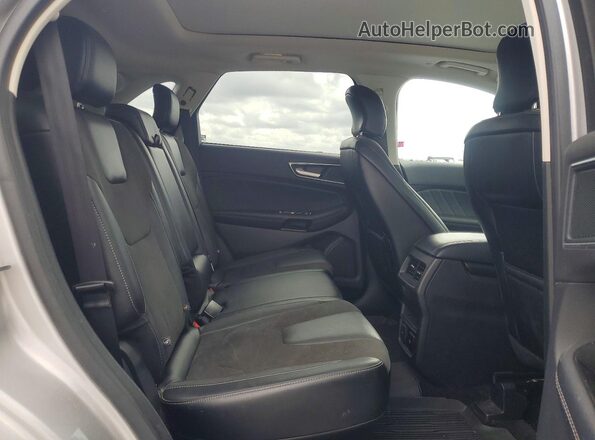 2FMPK4AP1JBB72769 2018 FORD EDGE Silver Widok wnętrza z tyłu