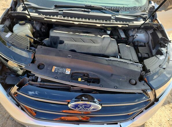 2FMPK4AP7JBB61453 2018 FORD EDGE Silver Vista del compartimento del motor