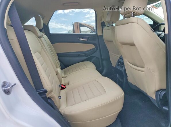 2FMPK4G91RBB23558 2024 FORD EDGE White Vista interior trasera