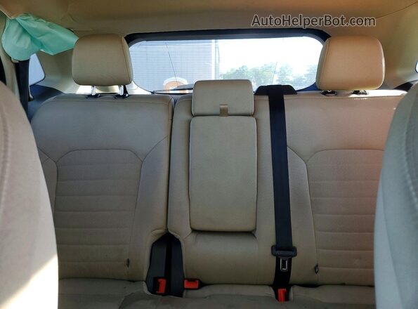 2FMPK4G94LBA19976 2020 FORD EDGE Gray Widok tylnych siedzeń