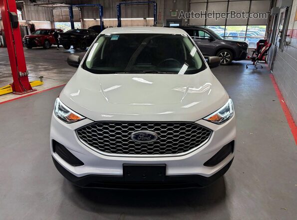 2FMPK4G9XRBA83092 2024 FORD EDGE White Вид задньої частини салону