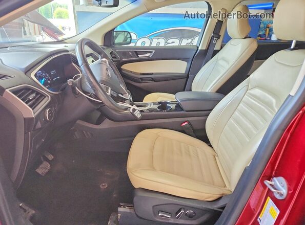 2FMPK4J80HBC42491 2017 FORD EDGE Красный Вид салона спереди
