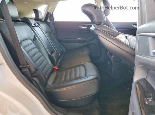 2FMPK4J82JBB56802 2018 FORD EDGE Белый Вид задней части салона