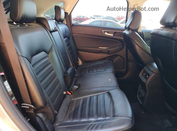 2FMPK4J91LBA29650 2020 FORD EDGE Silver Rear interior view
