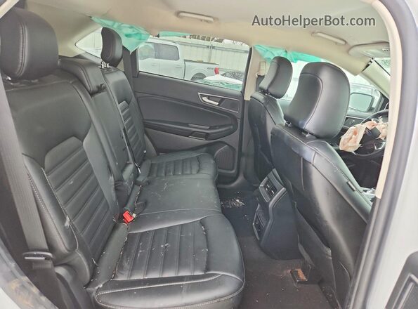 2FMPK4J91MBA39581 2021 FORD EDGE White Widok wnętrza z tyłu