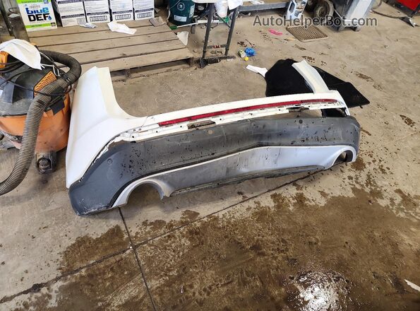 2FMPK4J93JBC23304 2018 FORD EDGE White Widok naklejki z numerem VIN