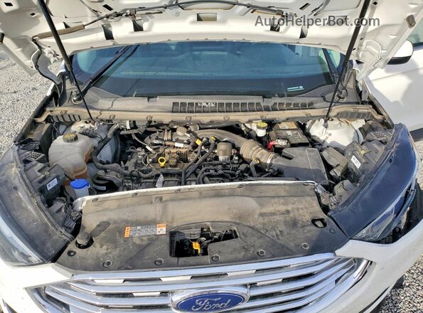 2FMPK4J95MBA00802 2021 FORD EDGE White Vista del compartimento del motor