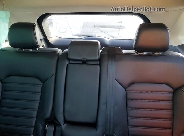 2FMPK4J96MBA39656 2021 FORD EDGE Blue Հետևի նստատեղերի տեսք