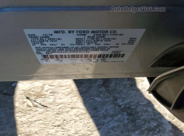 2FMPK4J97KBB39746 2019 FORD EDGE Silver Widok naklejki z numerem VIN