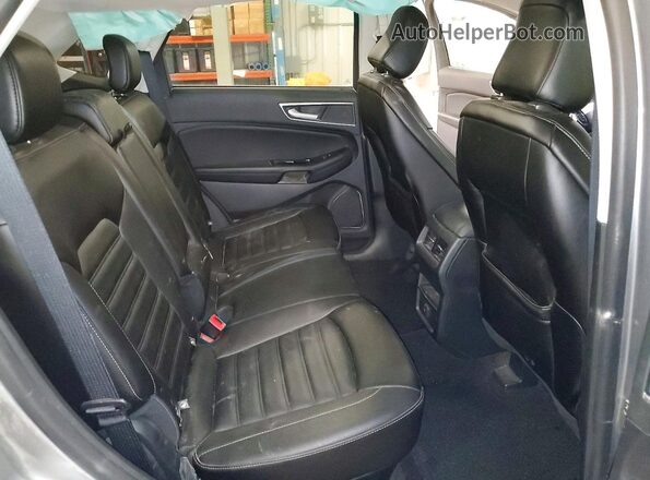 2FMPK4J99LBB21945 2020 FORD EDGE Silver Vista interior trasera
