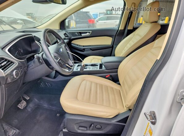 2FMPK4J99MBA17666 2021 FORD EDGE Белый Вид салона спереди