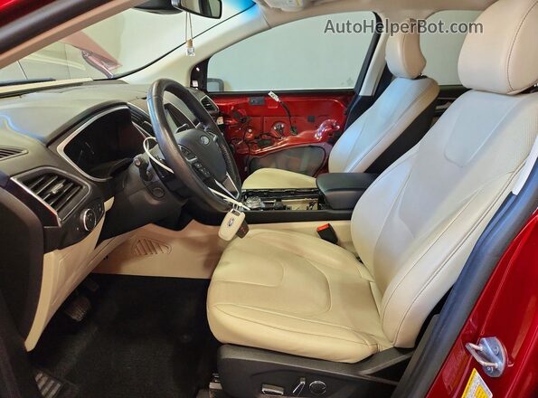 2FMPK4K91KBB67444 2019 FORD EDGE Красный Вид салона спереди