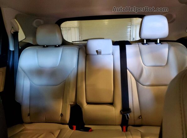 2FMPK4K95JBC23402 2018 FORD EDGE Tan Vista de los asientos traseros