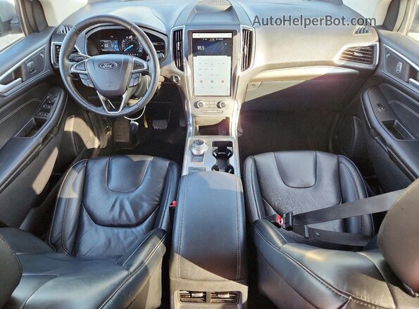 2FMPK4K99NBA32121 2022 FORD EDGE Серебряный Вид панели приборов