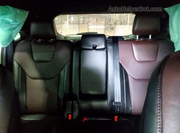2FMPK4K9XMBA25631 2021 FORD EDGE White Rear seats view