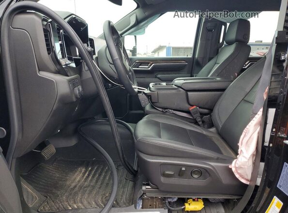 2GC4KNEY3S1182467 2025 CHEVROLET SILVERADO Черный Вид салона спереди