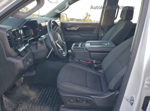 2GCUDDED4R1244230 2024 CHEVROLET SILVERADO White Widok wnętrza z przodu