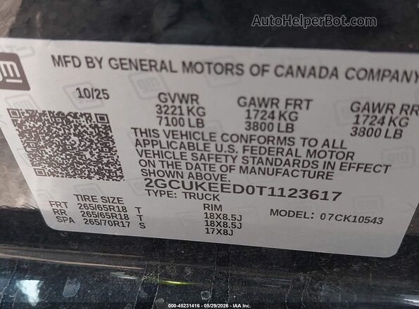 2GCUKEED0T1123617 2026 CHEVROLET SILVERADO Black Widok komory silnika