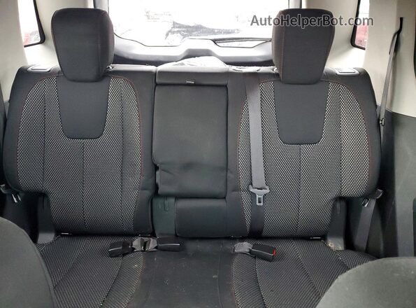 2GKALMEK8H6250591 2017 GMC TERRAIN Burgundy Widok tylnych siedzeń