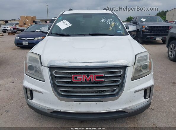 2GKFLPE34G6120936 2016 GMC TERRAIN Белый Вид щитка приборов