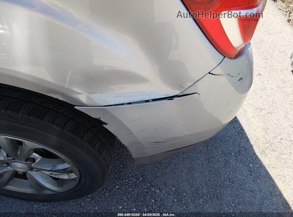 2GNALCEK4H1550395 2017 CHEVROLET EQUINOX Silver Widok z przodu