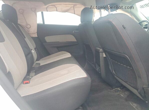 2GNALCEK5G6291689 2016 CHEVROLET EQUINOX White Rear interior view