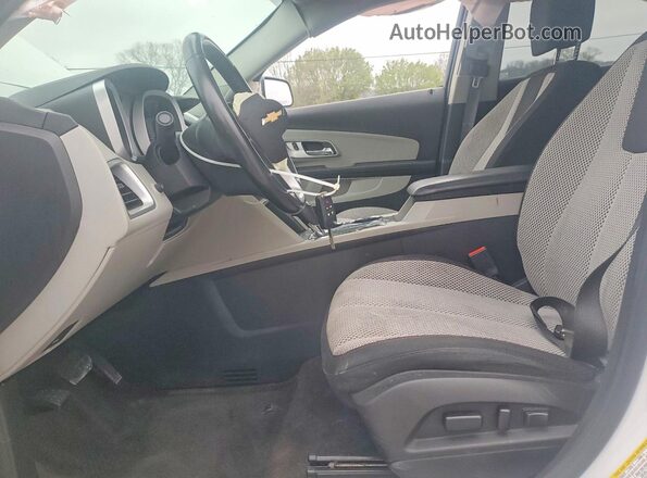 2GNALCEK5G6291689 2016 CHEVROLET EQUINOX White Front interior view