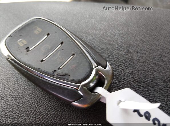2GNAXTEX4J6169686 2018 CHEVROLET EQUINOX Белый Вид панели приборов