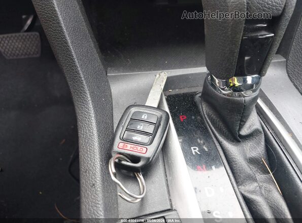 2HGFC2F56JH560491 2018 HONDA CIVIC Серебряный Вид панели приборов
