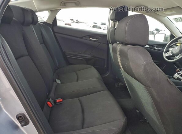 2HGFC2F69JH545704 2018 HONDA CIVIC Silver Widok tylnych siedzeń
