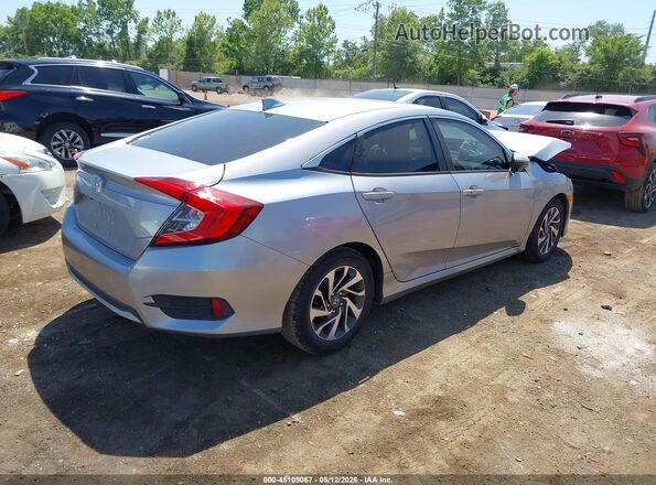 2HGFC2F75JH533090 2018 HONDA CIVIC Silver Rear right