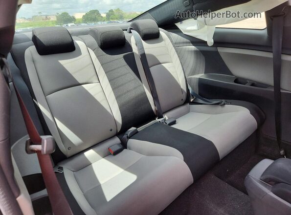 2HGFC4B04GH316403 2016 HONDA CIVIC Silver Вид задніх сидінь