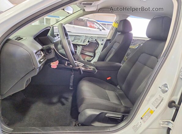 2HGFE2F27TH541242 2026 HONDA CIVIC White Front interior view