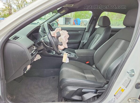 2HGFE2F50PH508843 2023 HONDA CIVIC White Front interior view