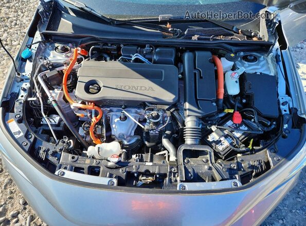 2HGFE4F87TH326329 2026 HONDA CIVIC Silver Вид задньої частини салону
