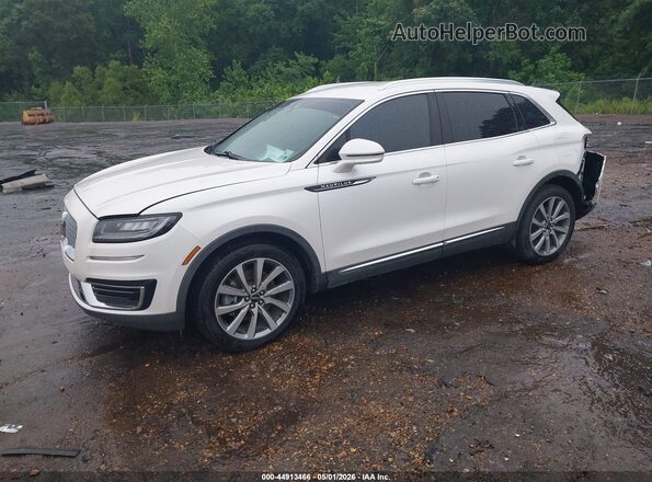 2LMPJ6K9XKBL66544 2019 LINCOLN NAUTILUS White Vista tres cuartos delantera izquierda