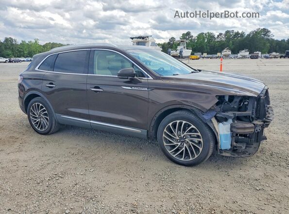 2LMPJ6L93KBL62995 2019 LINCOLN NAUTILUS Коричневый Передняя правая четверть