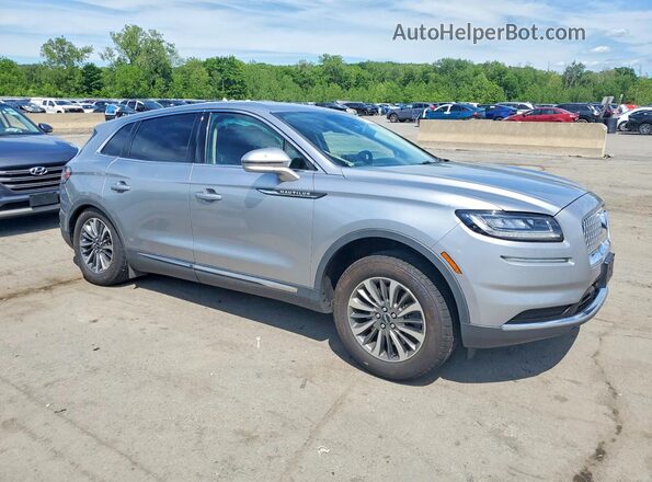 2LMPJ8J95MBL13847 2021 LINCOLN NAUTILUS Silver Przód prawy