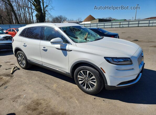 2LMPJ8J97NBL02561 2022 LINCOLN NAUTILUS White Delantero derecho