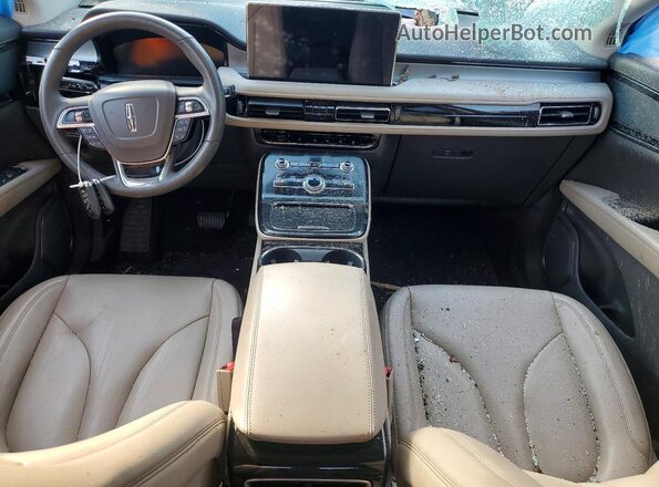2LMPJ8J97NBL02561 2022 LINCOLN NAUTILUS White Vista del salpicadero