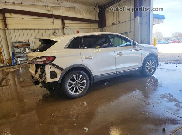 2LMPJ8K92KBL14689 2019 LINCOLN NAUTILUS Белый Задняя правая четверть