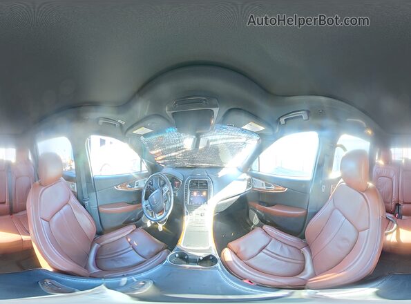 2LMPJ8K92LBL21885 2020 LINCOLN NAUTILUS White 