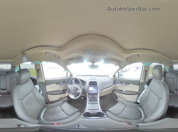 2LMPJ8KP1LBL12125 2020 LINCOLN NAUTILUS Cream 360 interior view