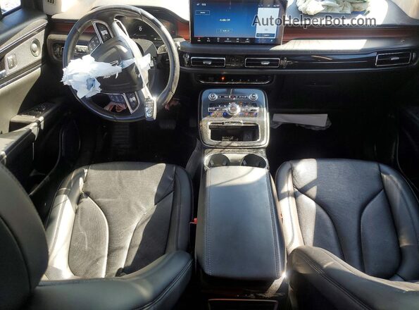 2LMPJ8KP2NBL14761 2022 LINCOLN NAUTILUS Black Widok deski rozdzielczej