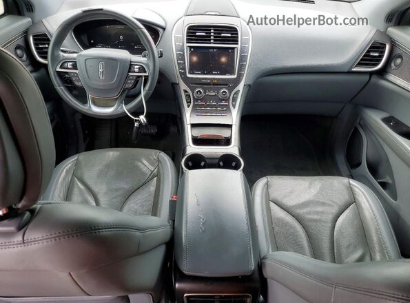 2LMPJ8KP5LBL02455 2020 LINCOLN NAUTILUS Blue Vista del salpicadero