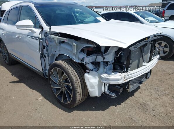 2LMPJ8L93KBL12531 2019 LINCOLN NAUTILUS Белый 