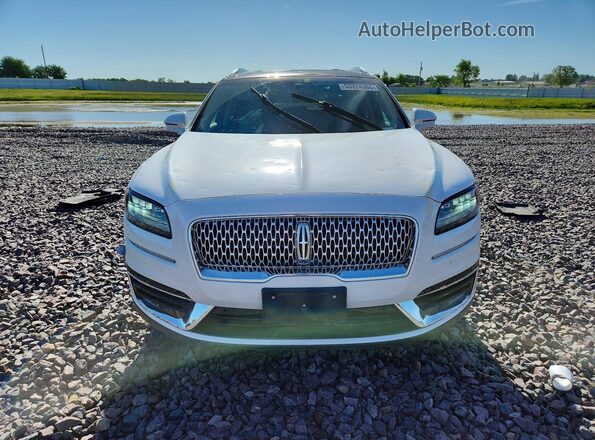 2LMPJ8L93KBL41947 2019 LINCOLN NAUTILUS White წინა ხედი