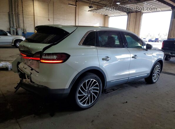 2LMPJ8L96KBL30098 2019 LINCOLN NAUTILUS Белый Задняя правая четверть