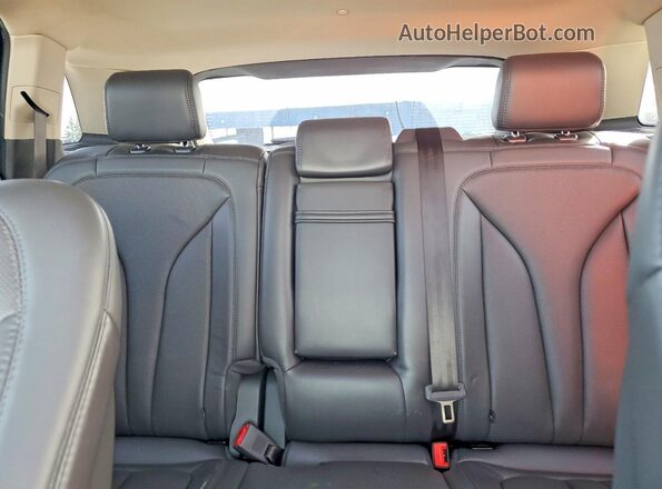 2LMPJ8L97KBL45807 2019 LINCOLN NAUTILUS White Vista de los asientos traseros