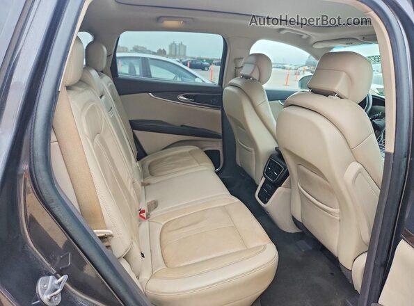 2LMPJ8LPXKBL15909 2019 LINCOLN NAUTILUS Gray Սալոնի հետևի տեսք